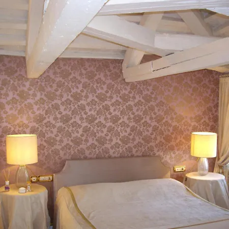 Wellvenice Fenice Apartman Velence