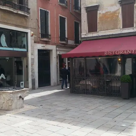 Wellvenice Fenice * Veneza
